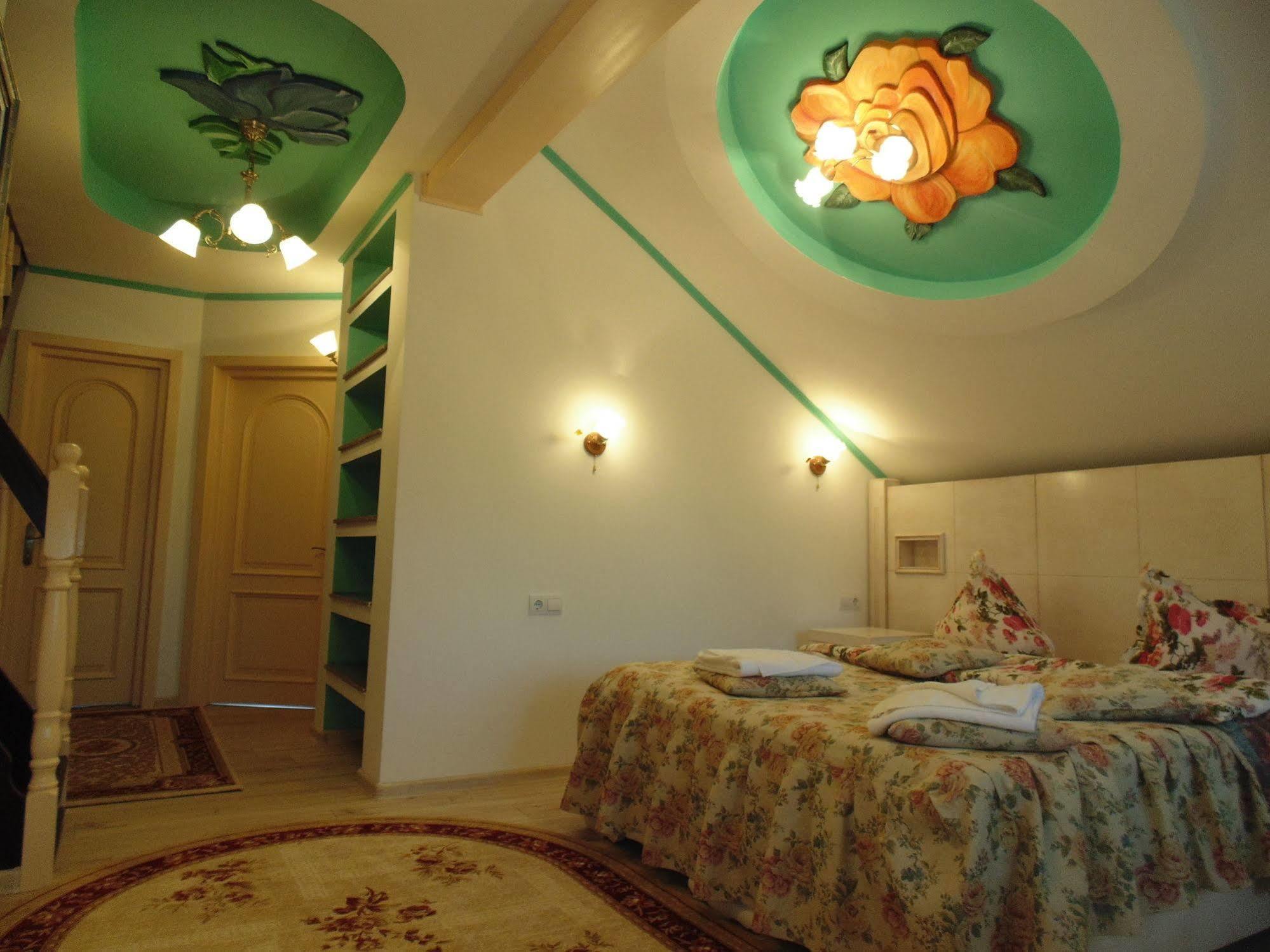 Leaganul Bucovinei Guest House Suceava Exterior foto